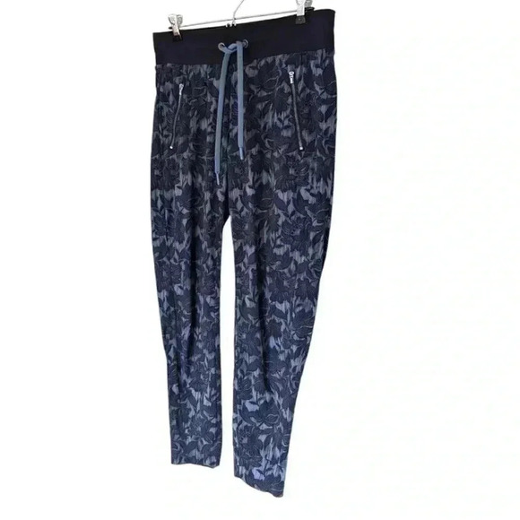Athletes Trekkie North Joggers  Ethereal Bloom Blue High Waisted Women's size 6 - Picture 6 of 15